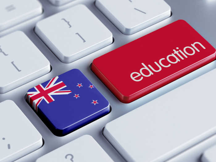 2023新西兰奥克兰留学一年生活费是多少