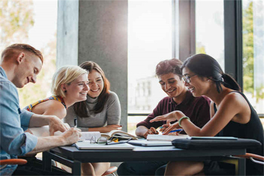 中国留学生申请麦考瑞大学