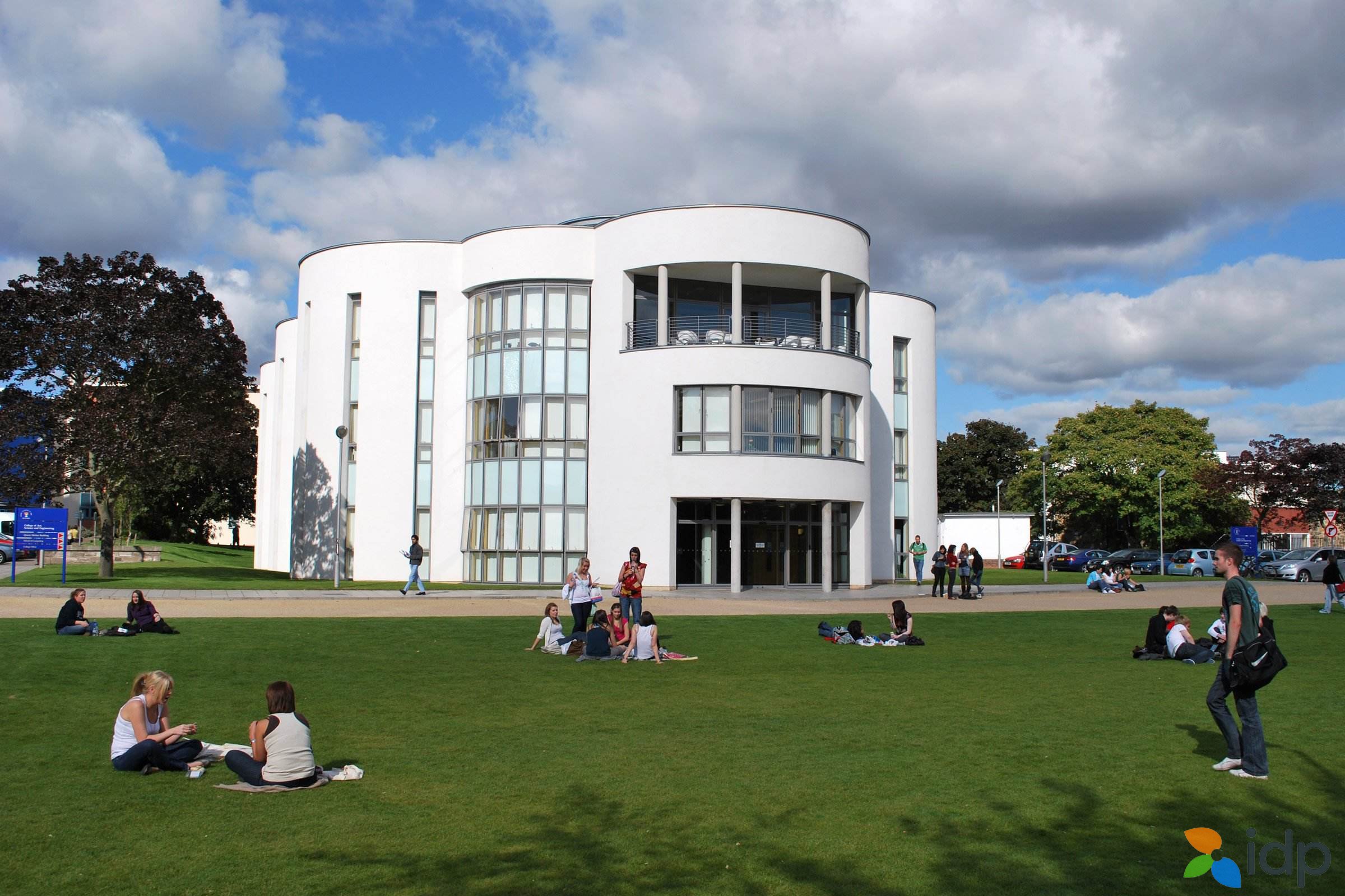 idp留学 英国 英国留学申请热门院校    邓迪大学的教学质量和科研