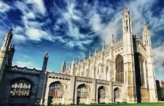 idp留学 英国 英国留学申请热门院校        思克莱德大学(university