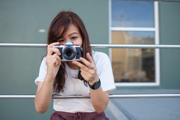 伦敦大学学院和伦敦政治经济学院哪个实力更强？